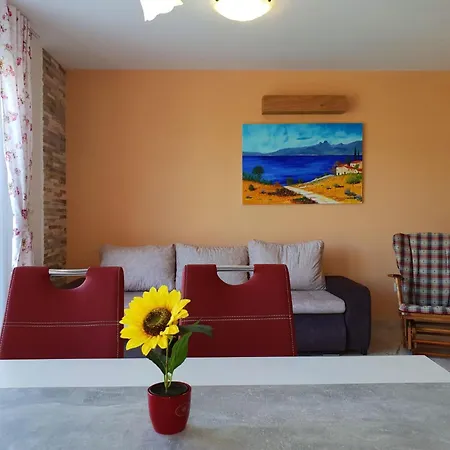 Branka By Interhome
