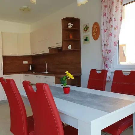 Apartmán Branka By Interhome Šilo